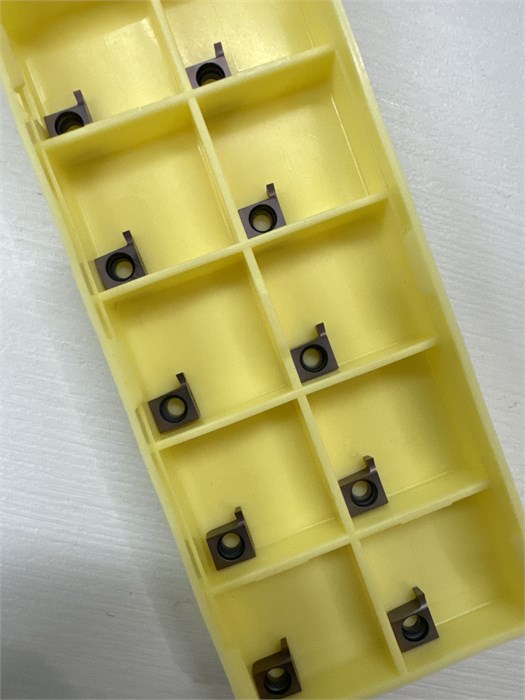 Канавочные пластины 6GR100 6GR150 8GR200 8GR300 9GR200   L-DA 4875 - фото 14218